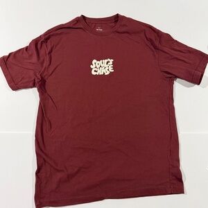 Men's Short Sleeve T-Shirt in Burgundy